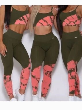 Bombshell Sportswear Ribbed Seamless Leggings Olive Green Coral Tie Dye Medium